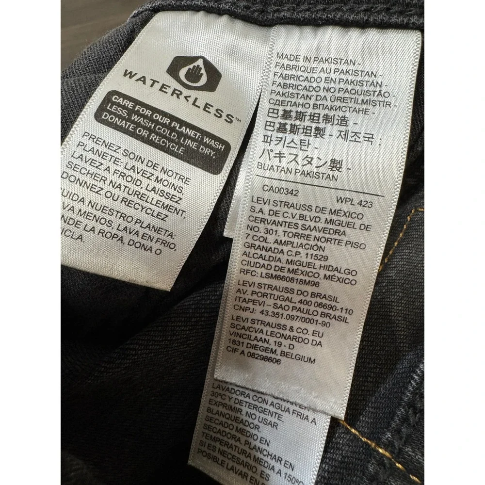 Levis Premium 541 Athletic Taper Jeans Mens 44 Short Washed Black Big E Premium